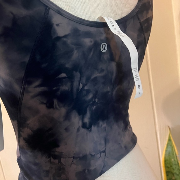 💜lululemon align tee 6 - Picture 3 of 3